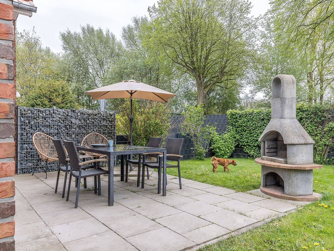 50062 "Leev mare" - Raffiniertes Refugium in Altfunnixsiel: Stilvoll-modern eingerichtet, top gepflegt und ideal für Familien. Mit komplett eingezäuntem Garten, viel Ruhe und großzügigem Wohnbereich ein perfekter Rückzugsort für Ihren Urlaub. in Altfunnixsiel, Wittmund