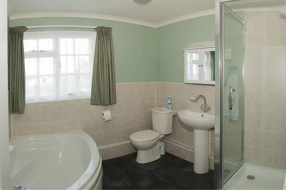 Farmhouse Annexe For 2 People In A Peaceful Location In North Dorset in Dorset