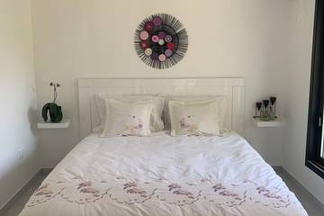 Appartement De Vacances pour 2 Personnes dans Rueil-Malmaison, Hauts-de-Seine, Photo 1