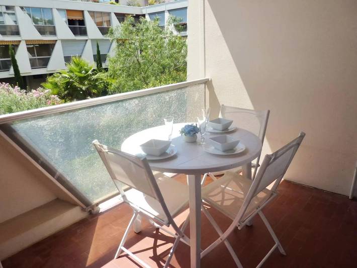 Gîte pour 4 personnes, avec terrasse dans Office De Tourisme La Grande Motte - 2