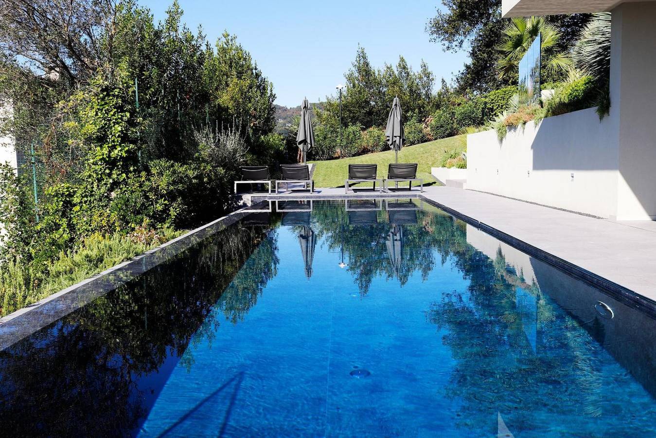Villa Acquariva Piscina Privata Riscaldata con Vista Lago, Wi-Fi e Aria Condizionata in Salò, Prealpi Gardesane