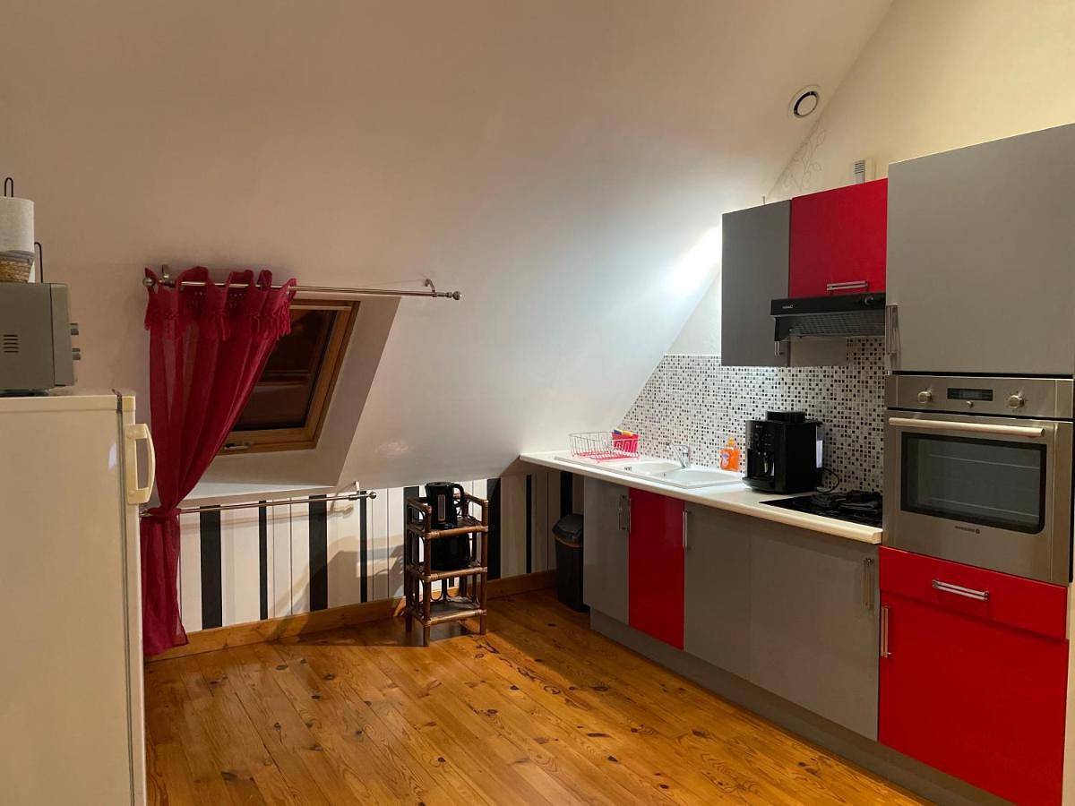 Appartement entier, Appart' Privé à Issoudun : Confort et Style in Issoudun, Région d'Issoudun