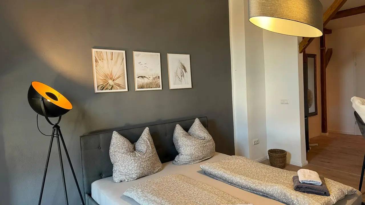 Ganze Ferienwohnung, Ferienwohnung für 4 Personen (50 m²) in Halle (Saale) in Halle, Saale-Unstrut