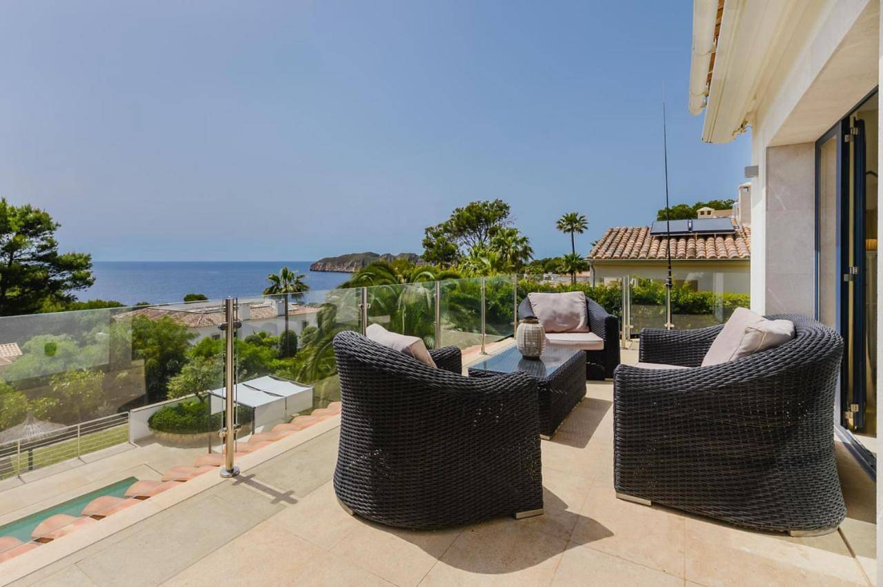 Villa with Private Pool in Santa Ponsa, Calvià
