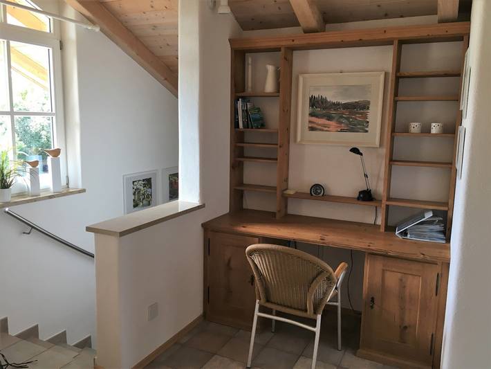 Ganze Ferienwohnung, Ferienwohnung Winkler - Ferienwohnung im 1. Stock mit TV, vollausgest. Küche, Waschmaschine, Ost- und Westbalkon, 45qm in Prien, Prien am Chiemsee