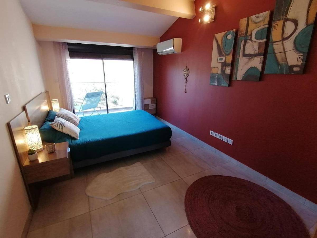 Appartement entier, T3 Independant de 62 m2, place de parking privé, au calme et central, avec jardinet et balcon in Saint-Georges-d'Orques, Côte méditerranéenne (France)