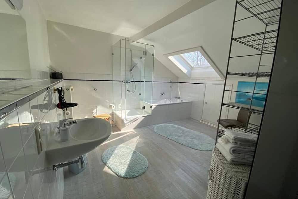 Ganze Wohnung, Ferienwohnung Am Franziskanergarten \"Apartment Herzogstand\" in Bad Tölz, Tölzer Land