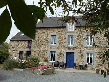 Location de vacances pour 3 personnes, avec jardin à La Fresnais