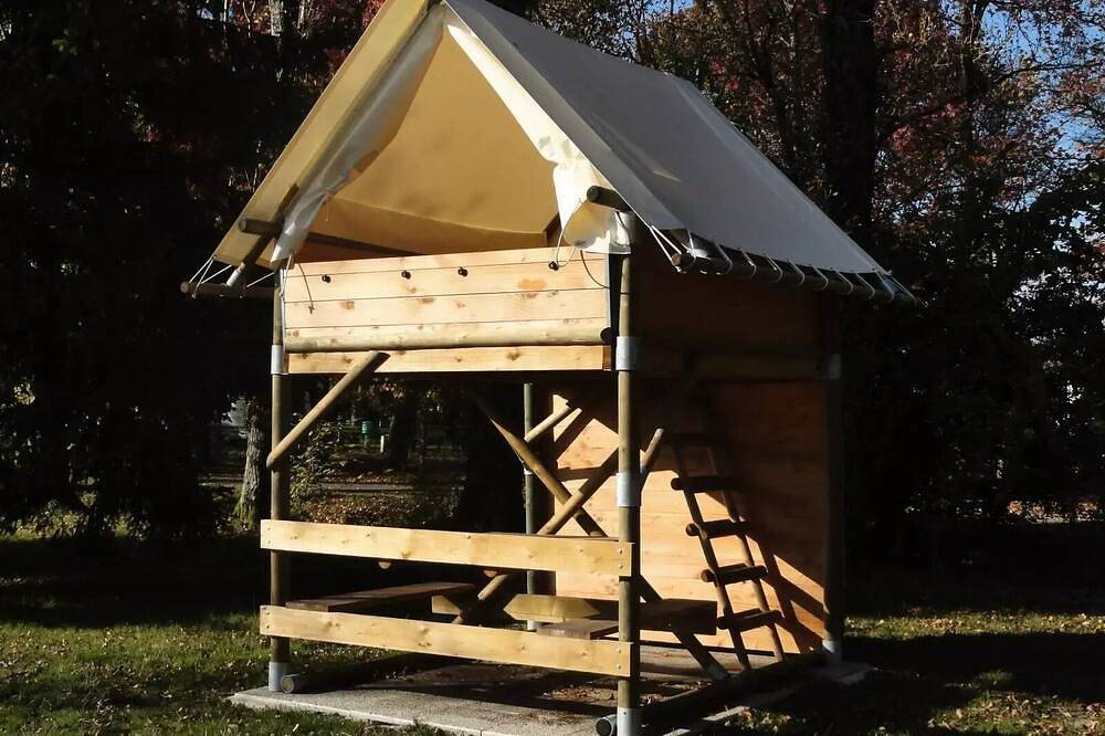 Tente Bivouac sur pilotis 2 personnes in Nouan-le-Fuzelier, Sologne