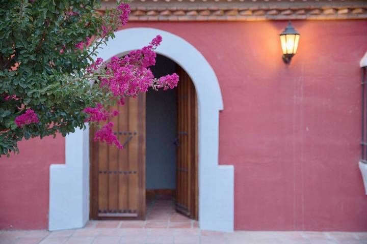 Hotel para 3 personas, con jardín y terraza en Provincia de Badajoz