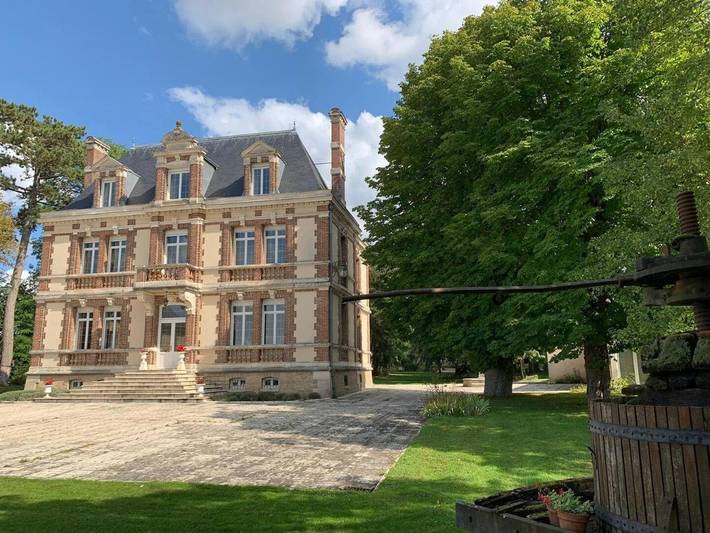Cottage pour 2 personnes, avec jardin ainsi que terrasse et vue à Ligny-le-Châtel