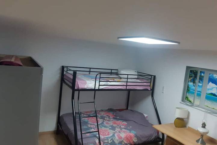 Location de vacances pour 8 personnes, avec balcon et jardin à Aspremont - 2