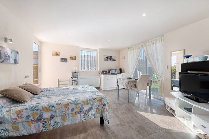 Location de vacances pour 2 personnes, avec jardin à Plougoulm