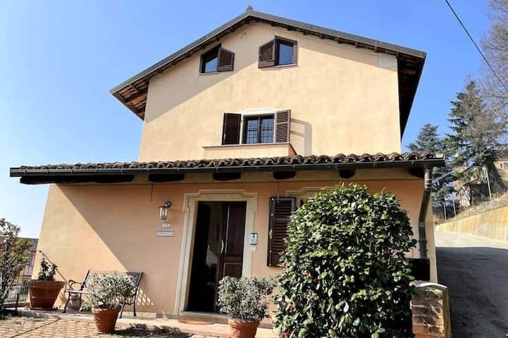 Casa vacanza per 9 persone, con idromassaggio e terrazza nonché giardino - 1