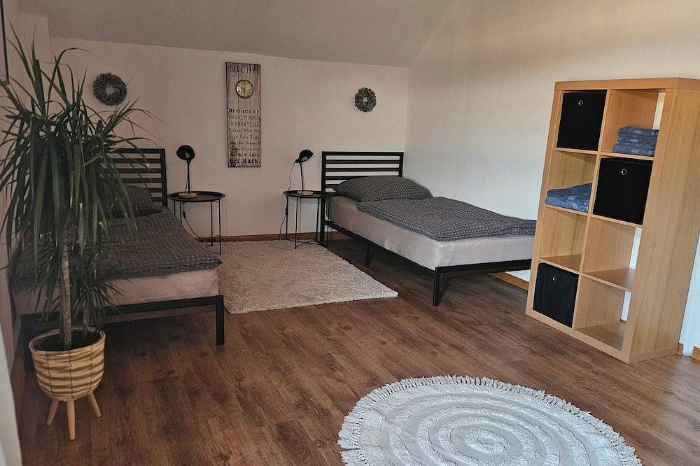 Ganze Wohnung, Ferienwohnung Beti liegt in schöne Ruhiger Lage in Meineringhausen, in Korbach, Waldecker Land