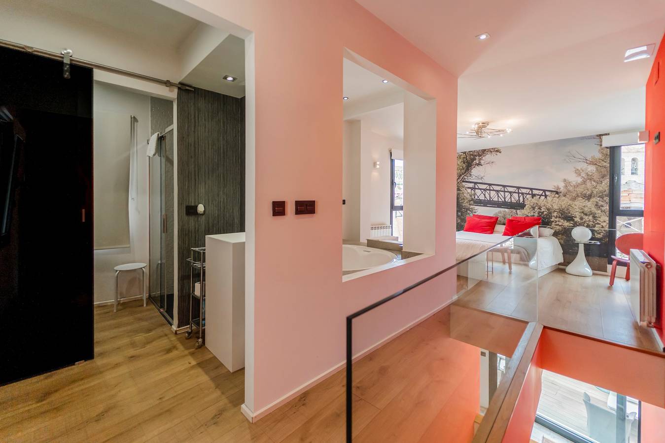 Landelijk Huis 'Los Puentes': Bubbelbad, Tuin & Barbecue nabij Bardenas Reales, foto 6