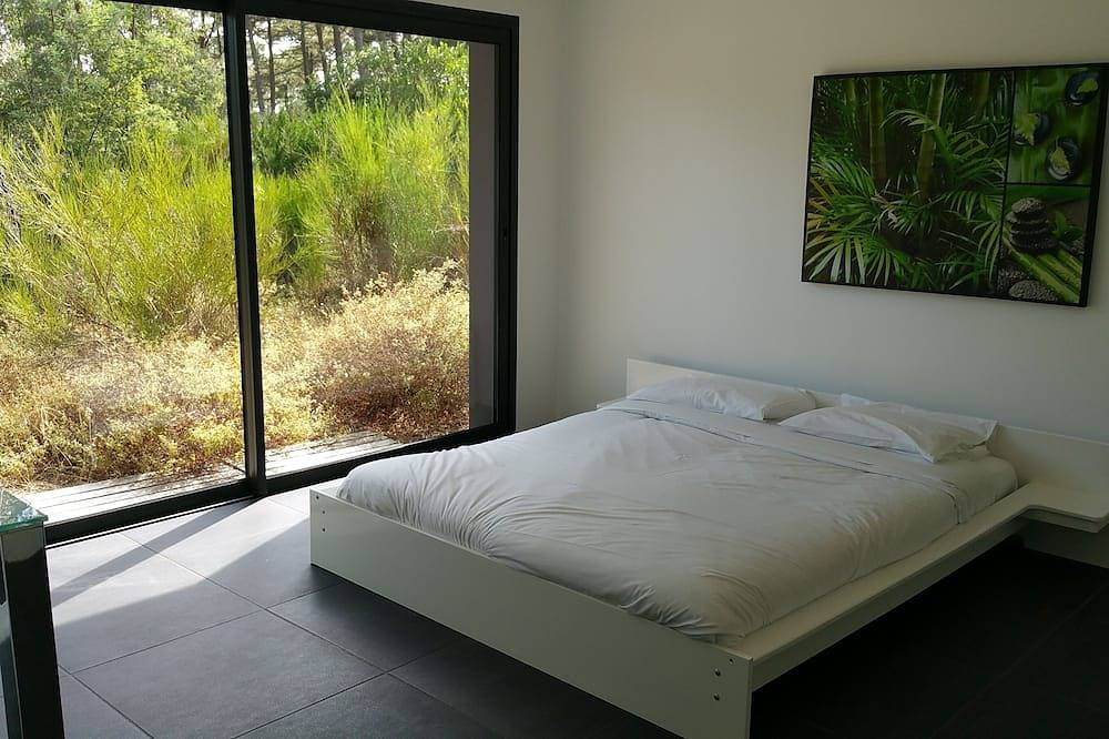 Architect villa 260m2 heated pool 14x4m 10-12 persons in Le Moulleau, Arcachon