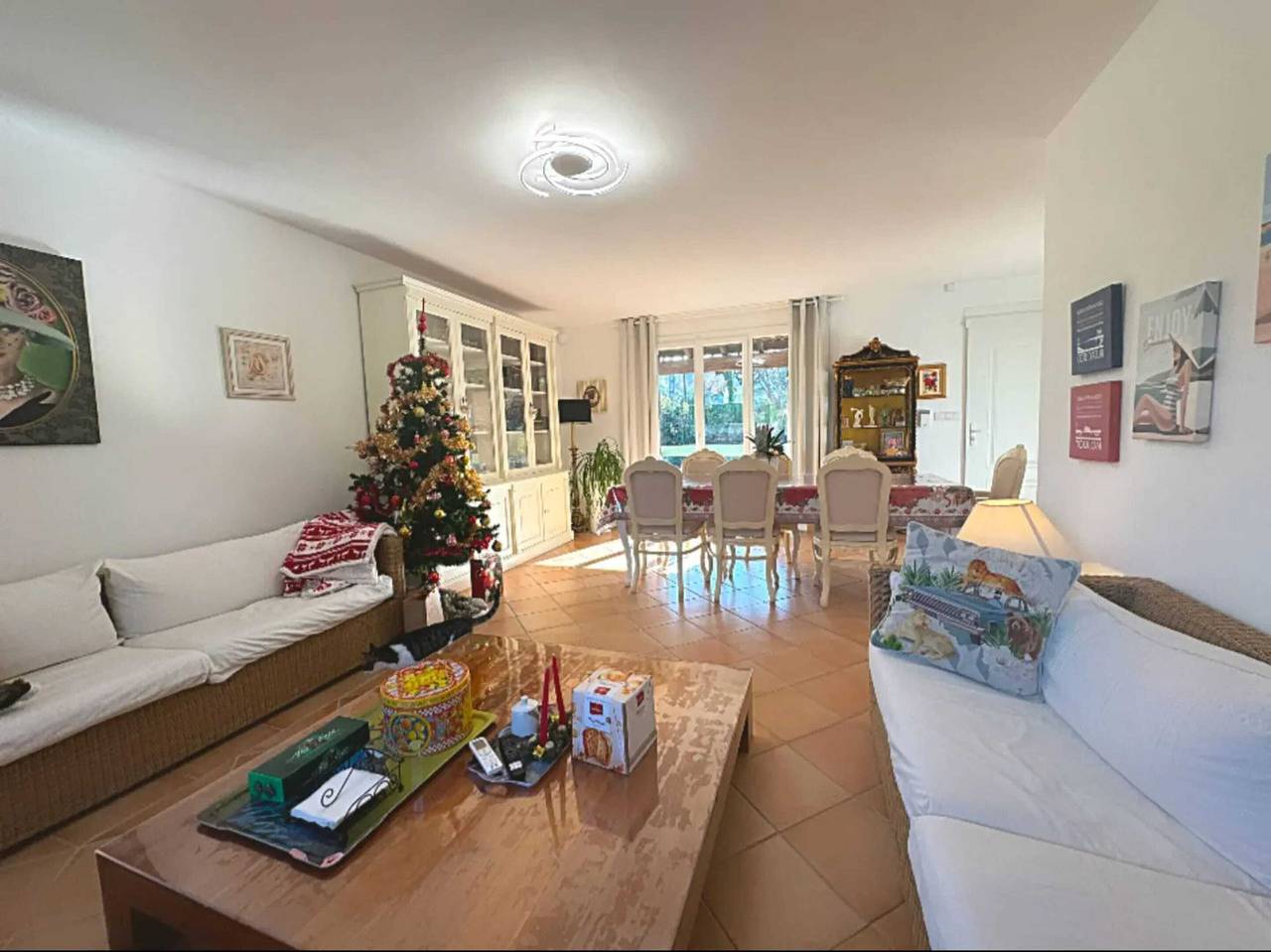 Apartamento entero, Apartamento con piscina en Les Mayons, 90 m² in Les Mayons, Region de Draguignan