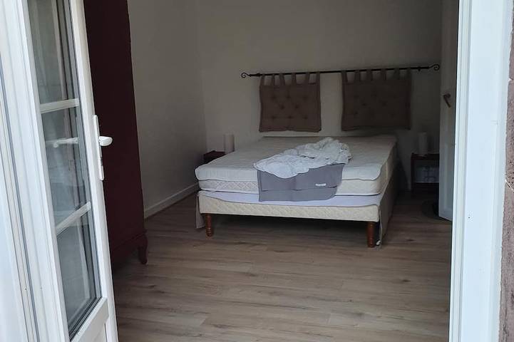 Gîte pour 6 personnes, avec jardin et terrasse, animaux acceptés à Saint-Jean-Pied-de-Port - 2