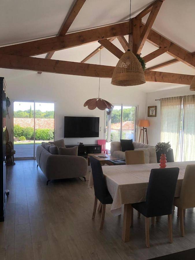 Gîte pour 5 personnes, avec vue et jardin à Urcuit - 3