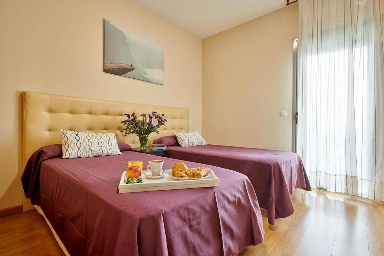Aparthotel Encasa in Vicálvaro (distrito), Madrid