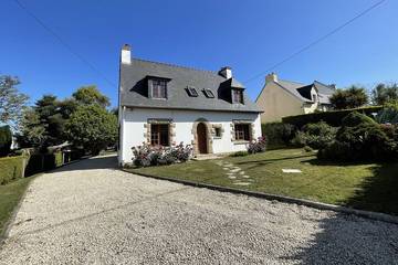 Gîte pour 10 personnes, avec terrasse et jardin dans Plage de la Fresnaye