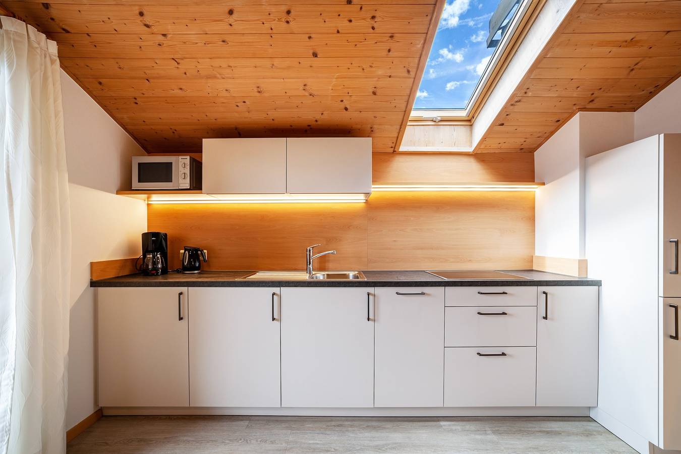 Ganze Wohnung, Ferienwohnung 'Rasnerhof Panorama' mit Bergblick, Balkon & Wlan in Oberplars, Algund