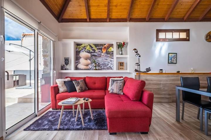 Location de vacances pour 5 personnes, avec vue et jardin à Jardim do Mar - 2