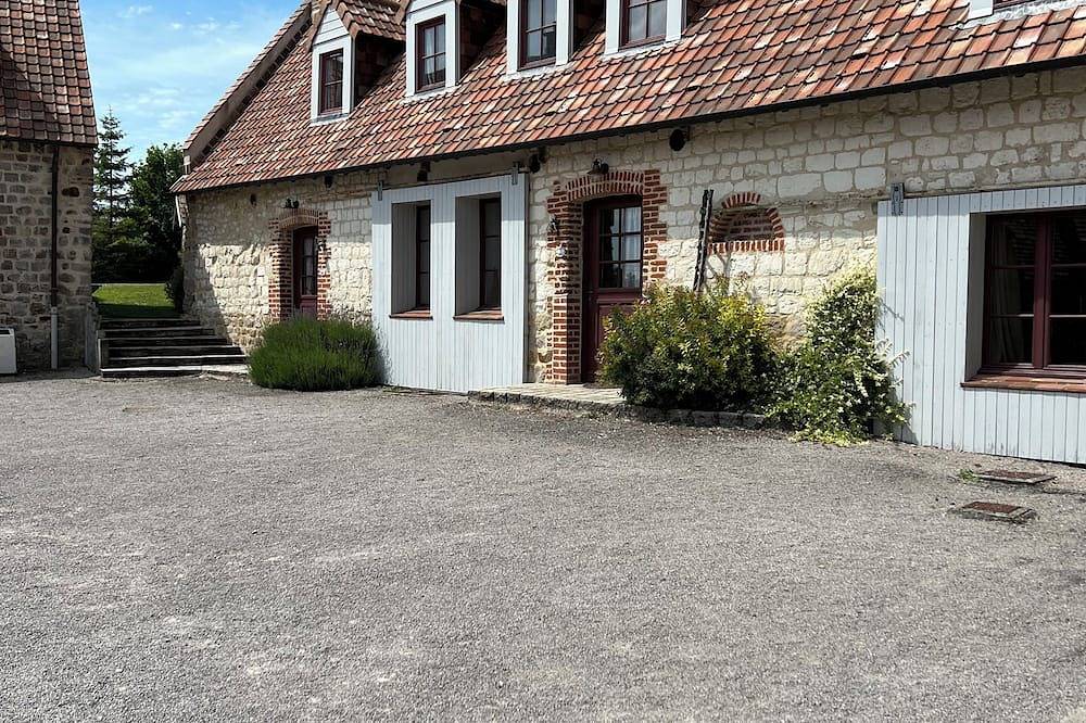 Gîte avec piscine couverte sur la côte d'opale in Tingry, Région de Boulogne-sur-Mer