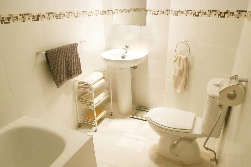 Appartamento intero, Grazioso appartamento con 2 camere da. in Puerto Deportivo de Estepona, Estepona