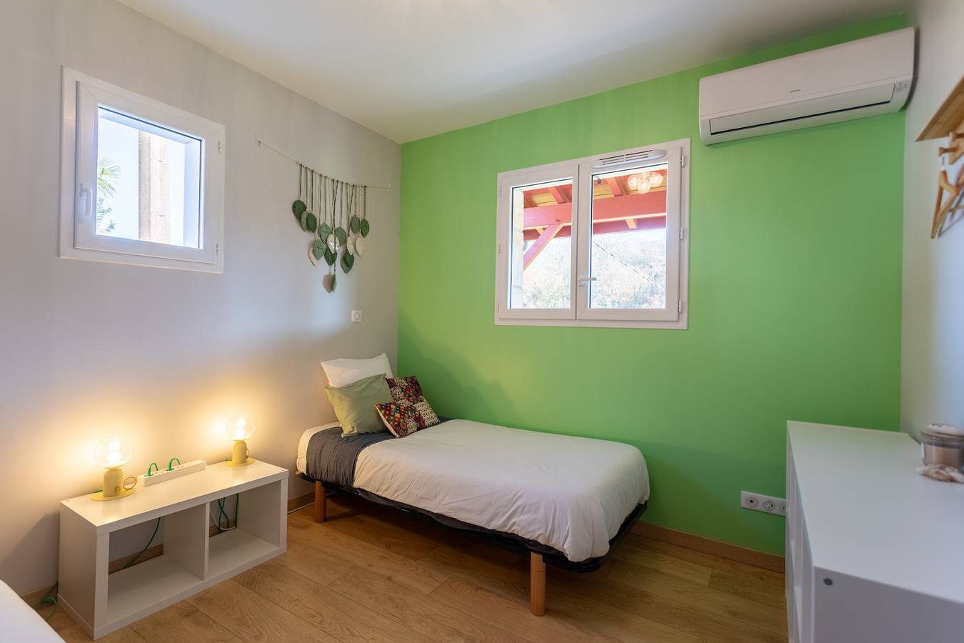 Chambre d’hôtes « Dorine » avec vue sur la montagne, Wi-Fi et climatisation in Aroue-Ithorots-Olhaïby, Région de Bayonne