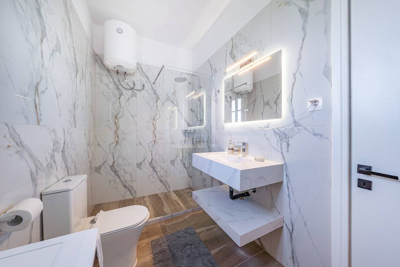 Appartement 'Kassiopi 2' met Uitzicht op de Bergen, Wi-Fi en Airconditioning, foto 12