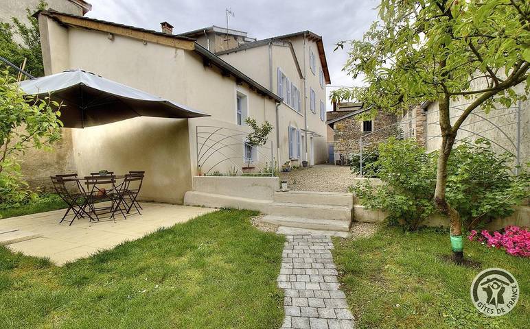 Gîte pour 6 personnes, avec jardin