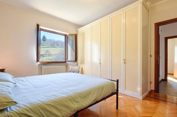 Accogliente casa con 2 camere da letto a Varese Ligure in Varese Ligure, Provincia di La Spezia