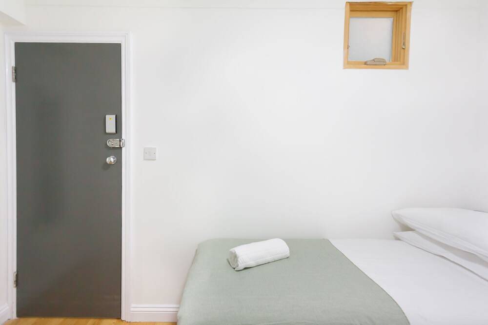 Double-Salle de bain partagée in Camden, Londres