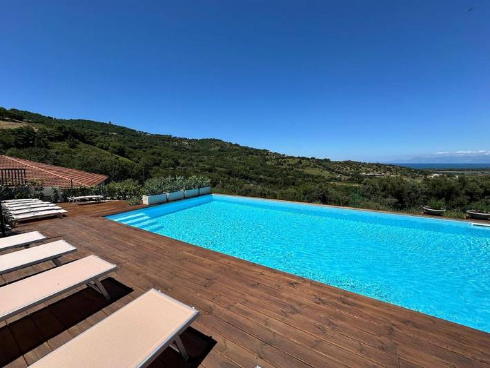B&b per 4 persone, con Terrazza e Giardino nonché Piscina ad Agropoli