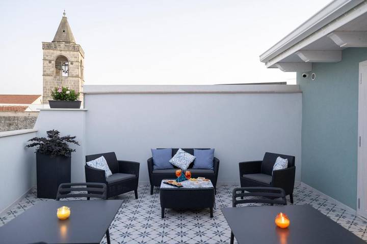 Bed and breakfast per 4 persone, con terrazza - 1