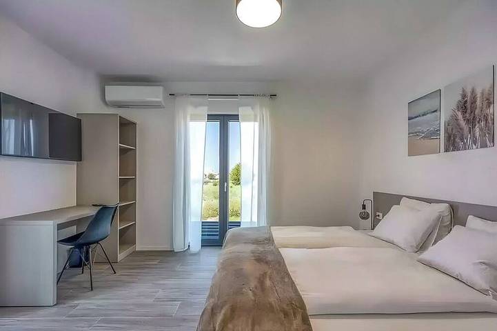 Location de vacances pour 6 personnes, avec jardin dans Petrovija - 4