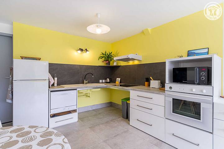 Gîte pour 3 personnes, avec jardin dans Lac d'Aiguebelette - 4