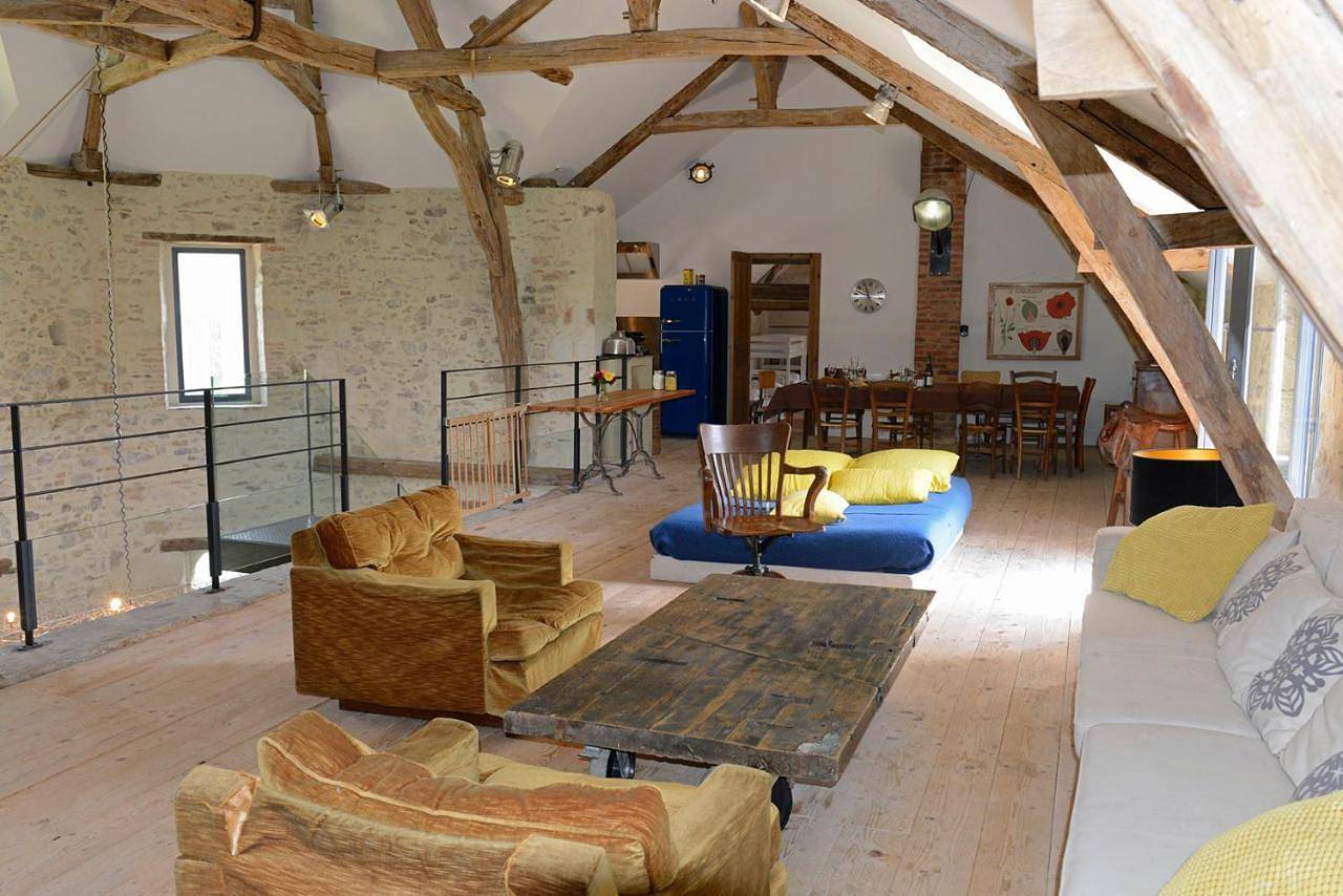 Magnifique Loft au coeur de l'Anjou 20 mn d'Angers pour 15 personnes in Seiches-sur-le-Loir, Région d'Angers