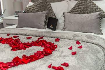 Glamping for 2 People in Bradford, West Yorkshire, Photo 4