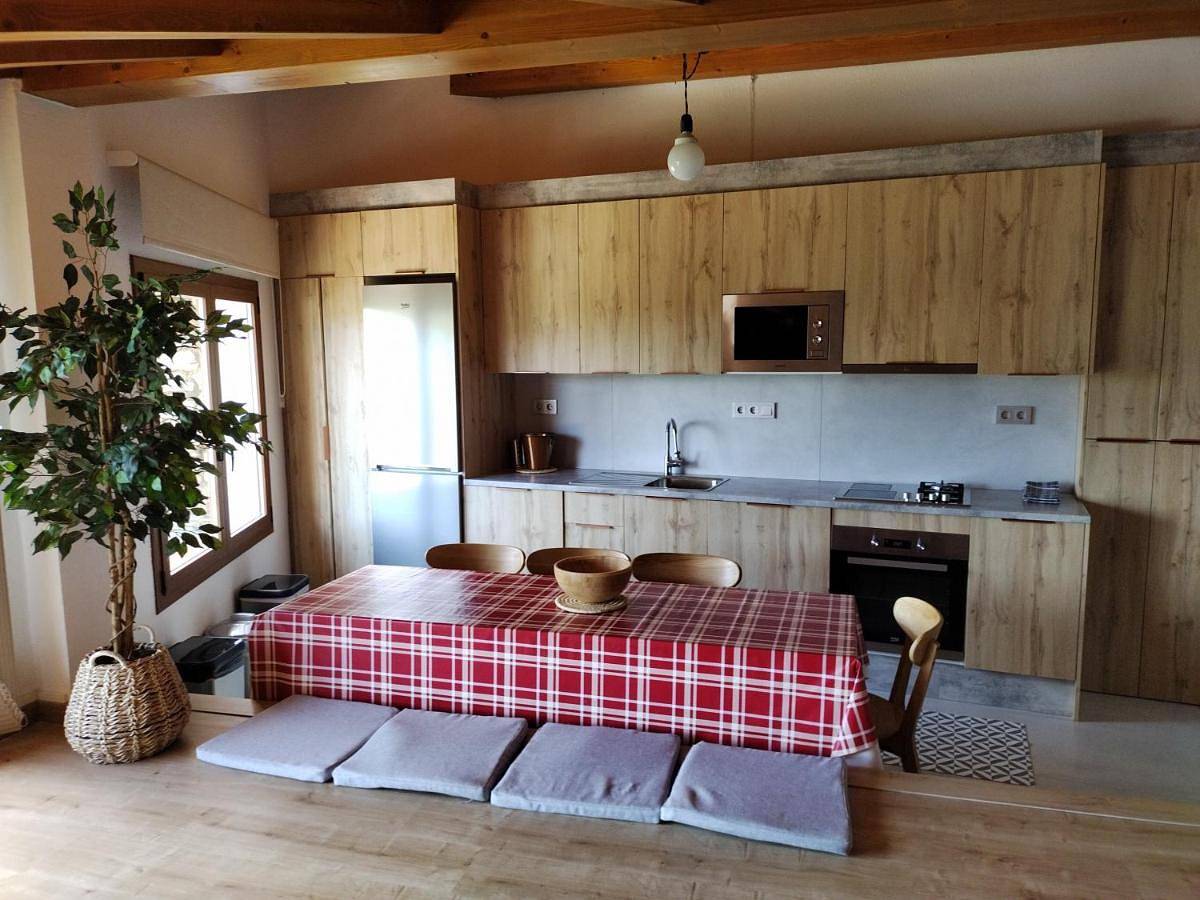 Three-Bedroom Chalet in Torre de Capdella, Pirineo Catalan