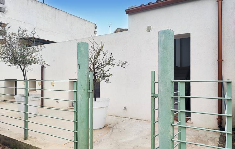 Chic Apartment with WiFi & Terrace Near Fooddie Osteria Siciliana in Menfi, Agrigento Province