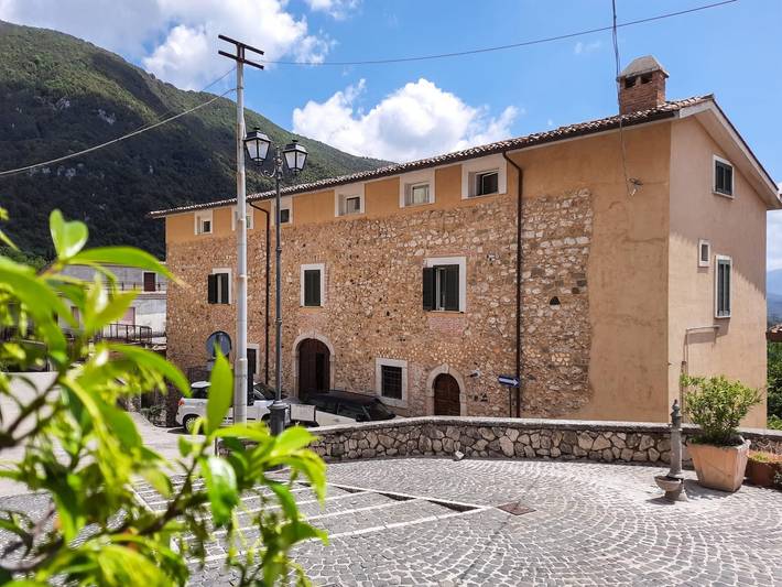 Casa vacanza per 14 persone, con Balcone a Priverno