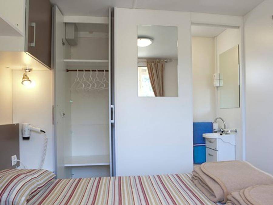 Camping Cisano San Vito - Casa mobile 6 persone - Casa mobile | Comfort | 2 Camere da letto | 4/6 Pers. | Terrazza rialzata | Aria condizionata. in Cisano, Bardolino