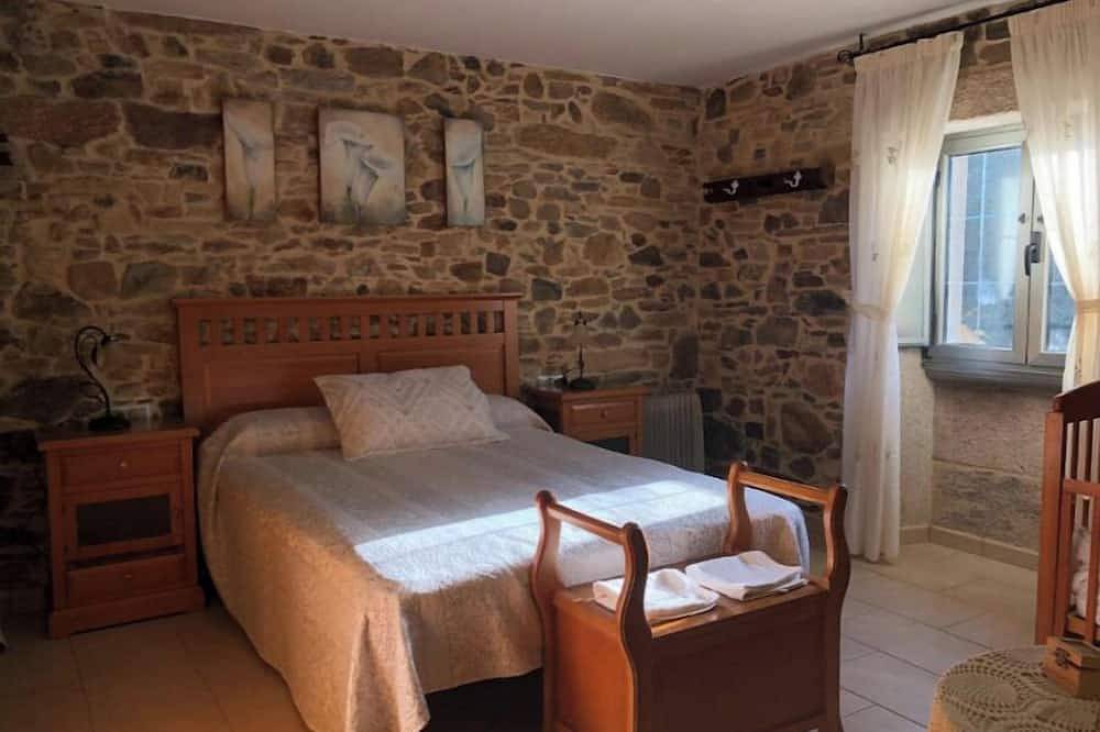 Casa do Grallo in Corcoesto, Cabana de Bergantiños