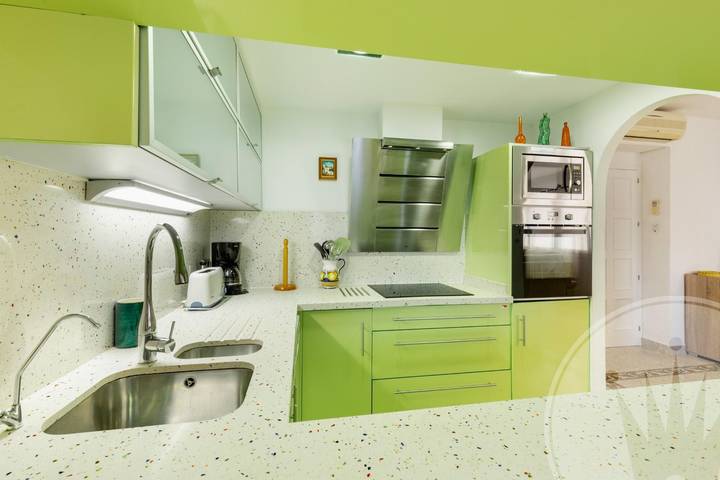 Apartamento entero, Apartamento de vacaciones para 2 personas con jardín in Atamaría, Cartagena