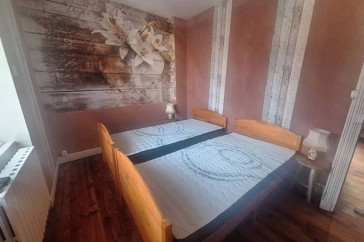 Location de vacances pour 4 personnes, avec terrasse à Saint-Georges-de-Mons - 3