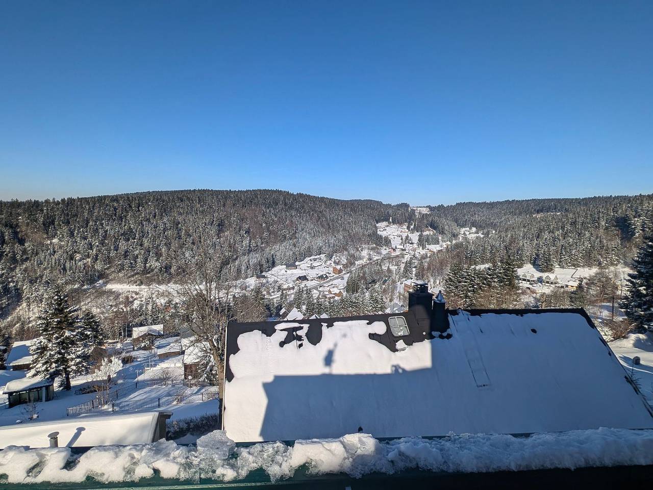 Berggasthaus & Pension Schöne Aussicht - Zimmer 2 in Klingenthal, Chemnitz und Umgebung