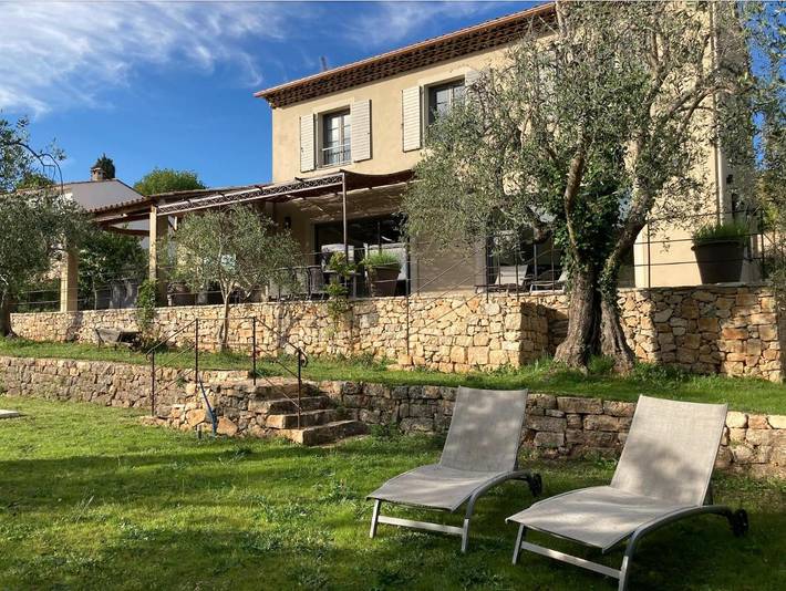 Villa pour 5 personnes, avec piscine ainsi que jardin et vue à Le Rouret - 4